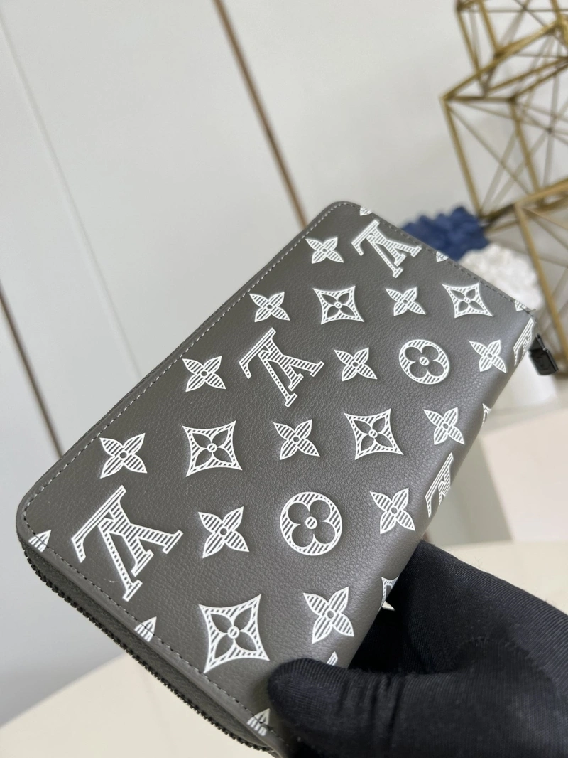 LV Wallets 4286A-0298