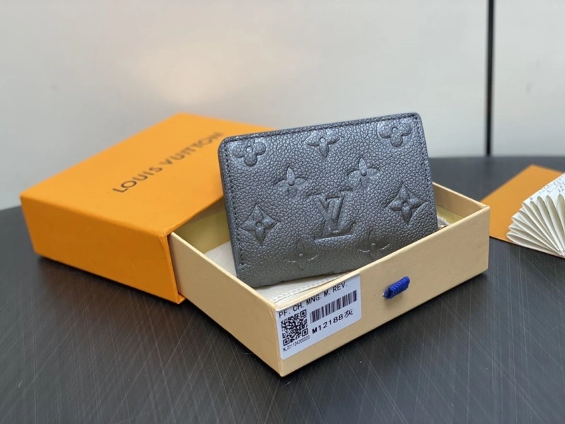 LV Wallets 4286A-0314