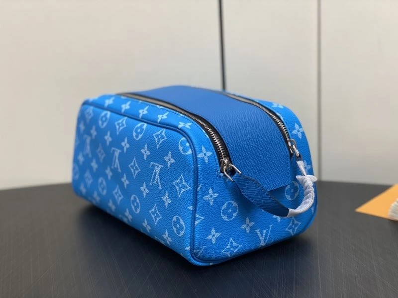 LV Cosmetic Bags 4286D-0008