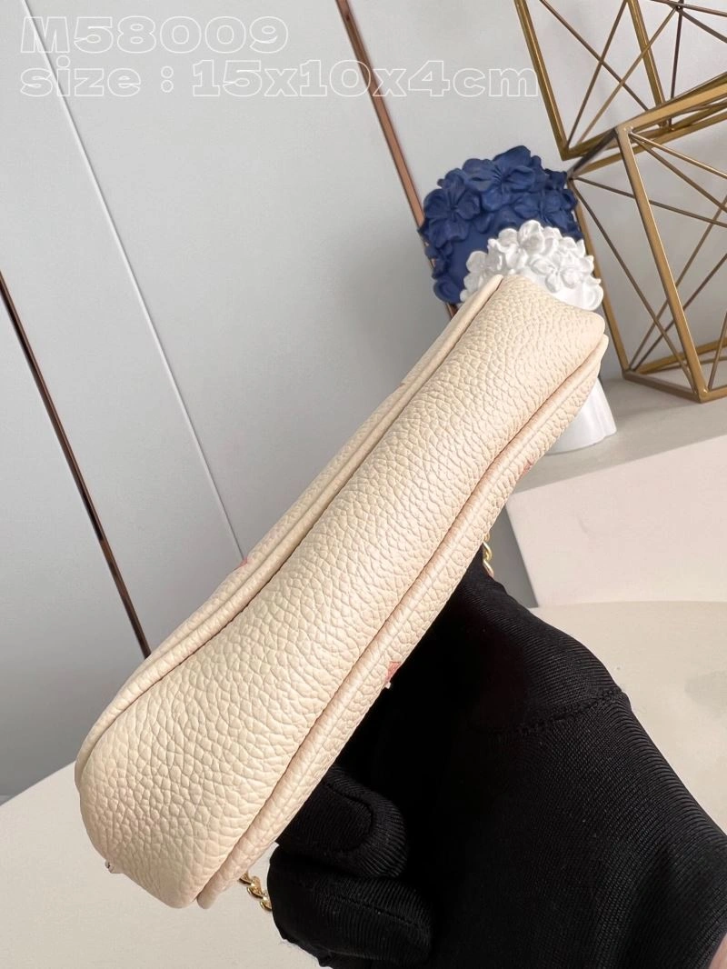 LV Clutch Bags 4286D-0039