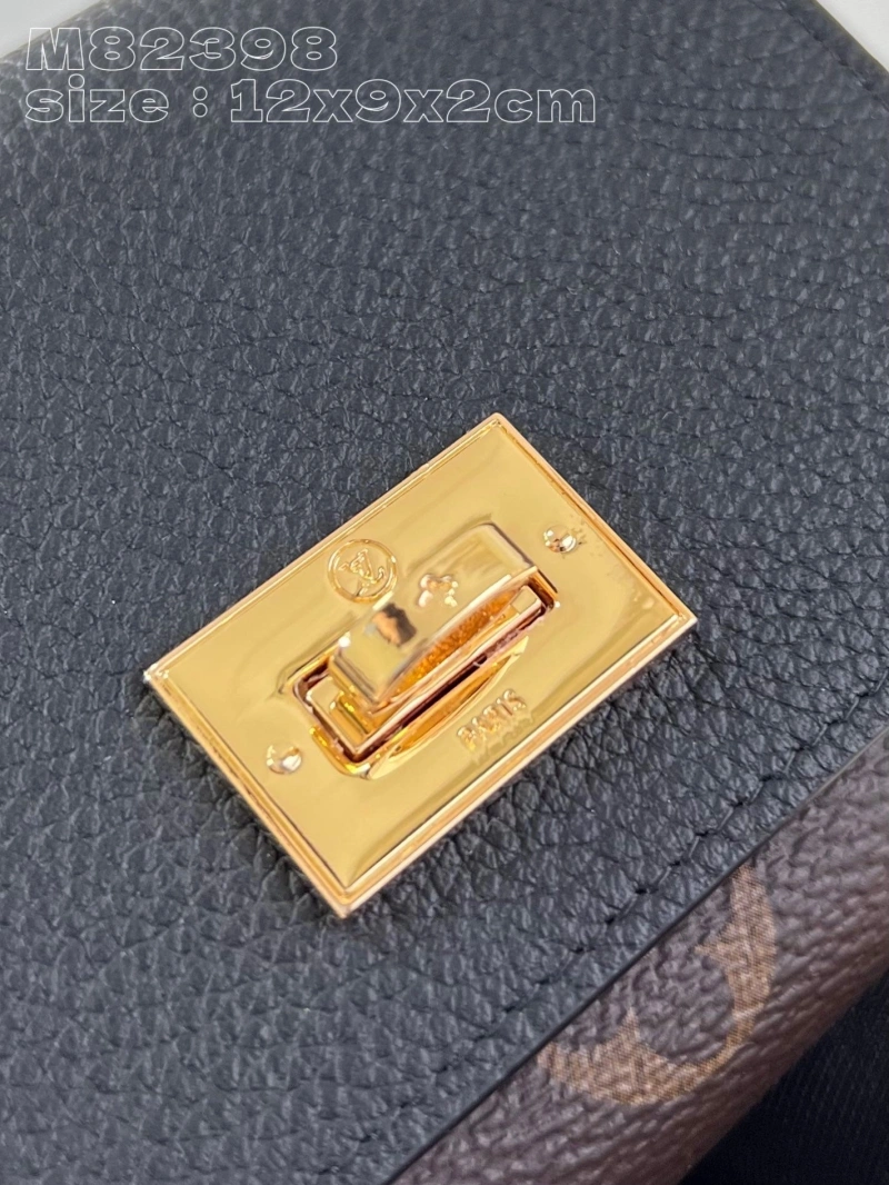 LV Wallets 4286F-0056