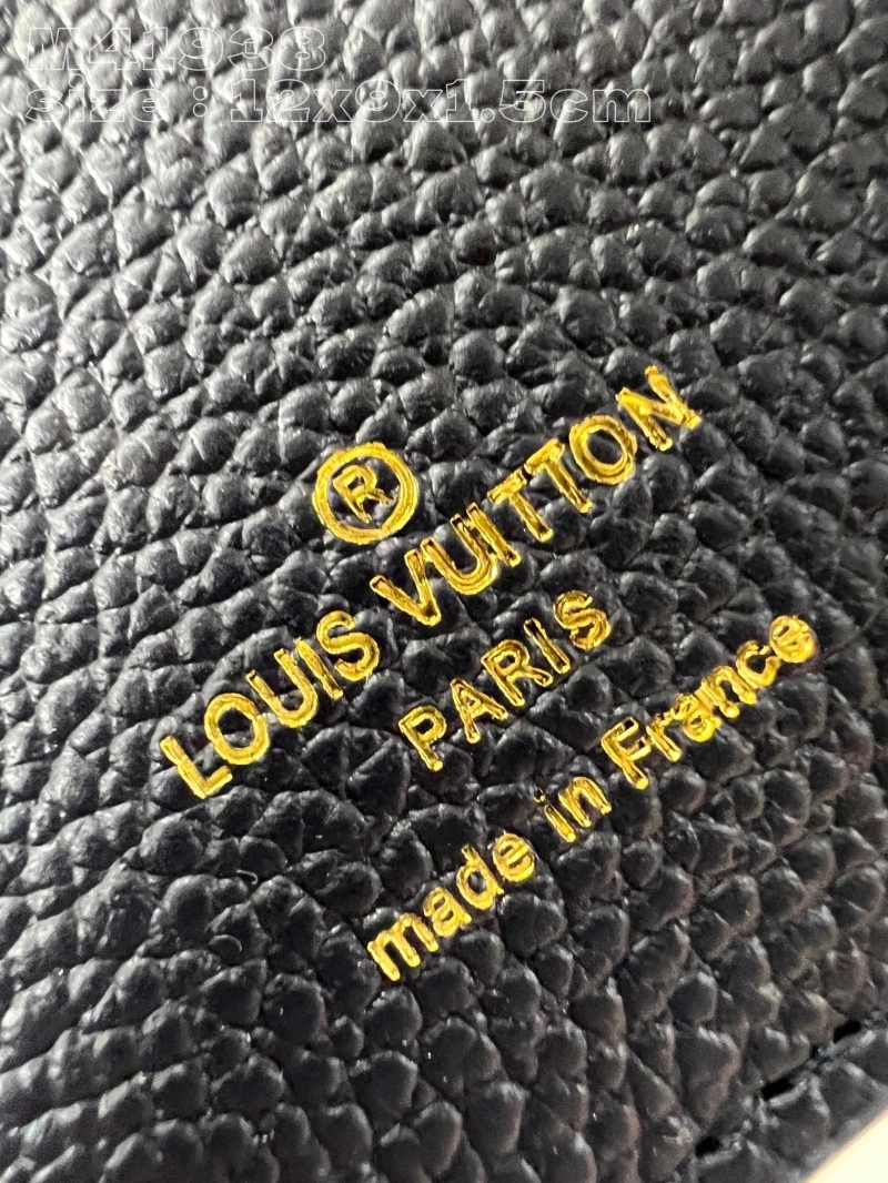 LV Wallets 4286F-0058