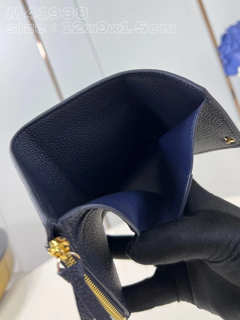 LV Wallets 4286F-0058