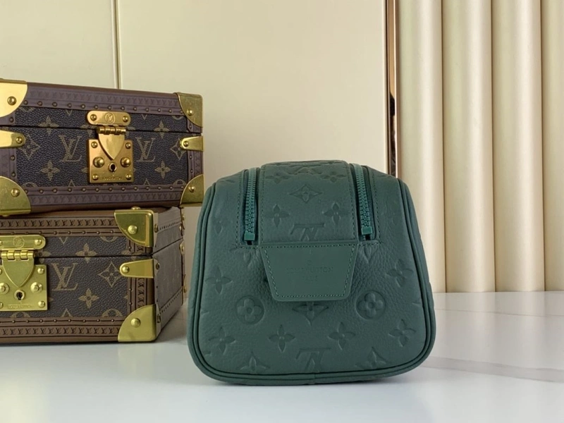 LV Cosmetic Bags 4286F-0081