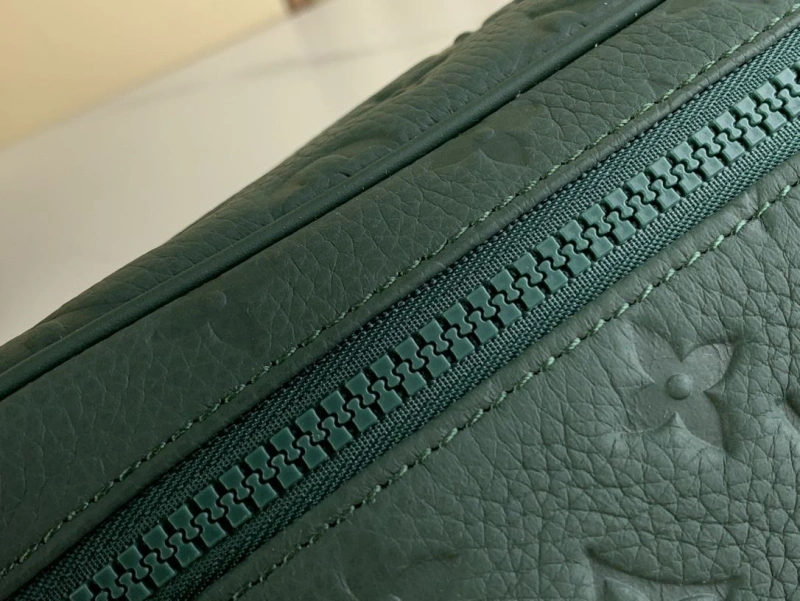 LV Cosmetic Bags 4286F-0081