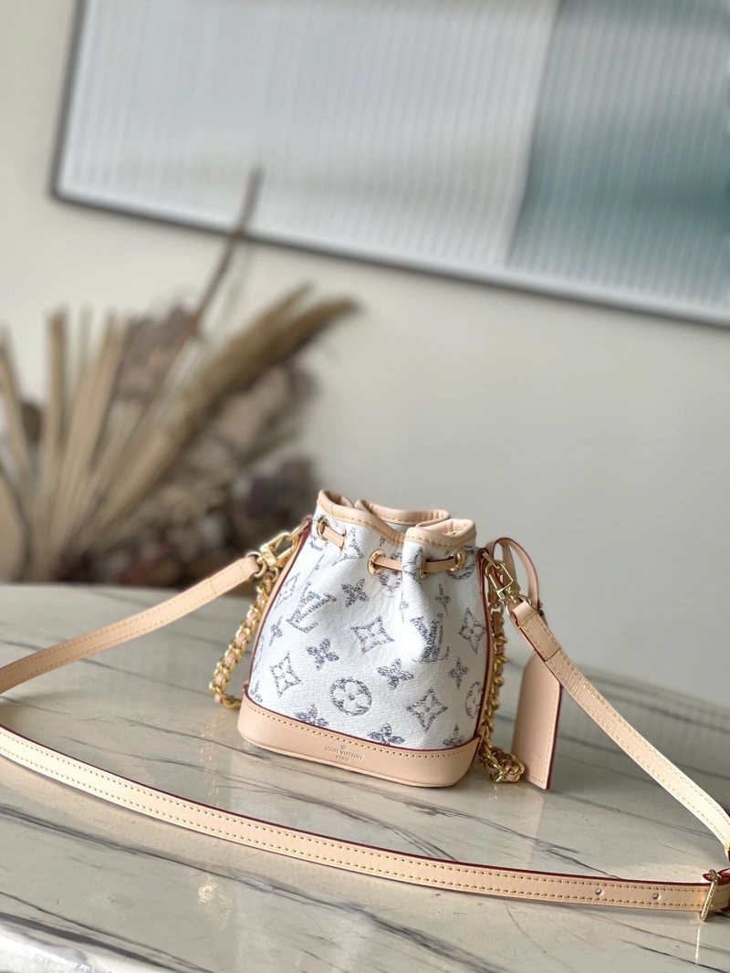LV Bucket Bags 4286F-0102