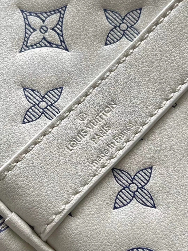 LV Travel Bags 4286F-0112