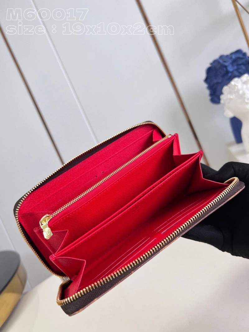 LV Wallets 4286F-0126