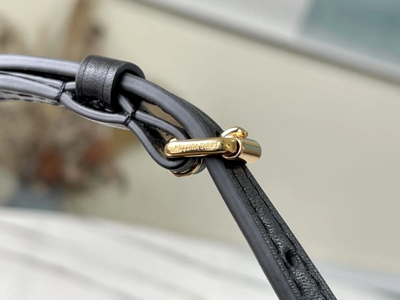 LV Round Bags 4286G-0022