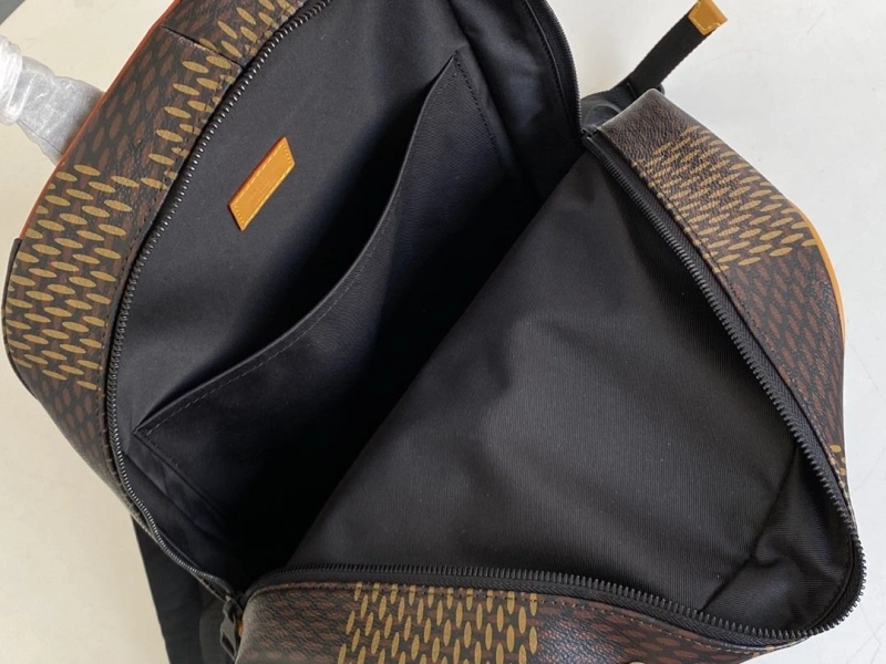 LV Backpacks 4286G-0116