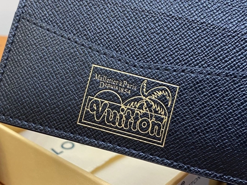 LV Wallets 4286G-0117