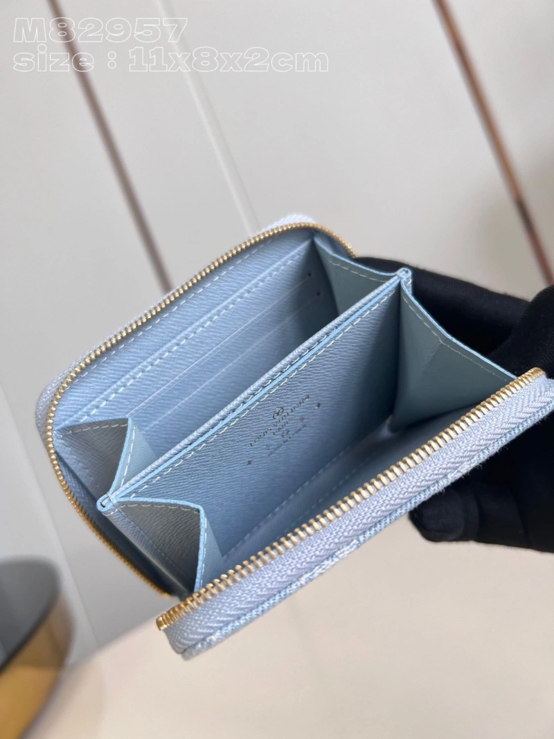 LV Wallets 4286G-0130