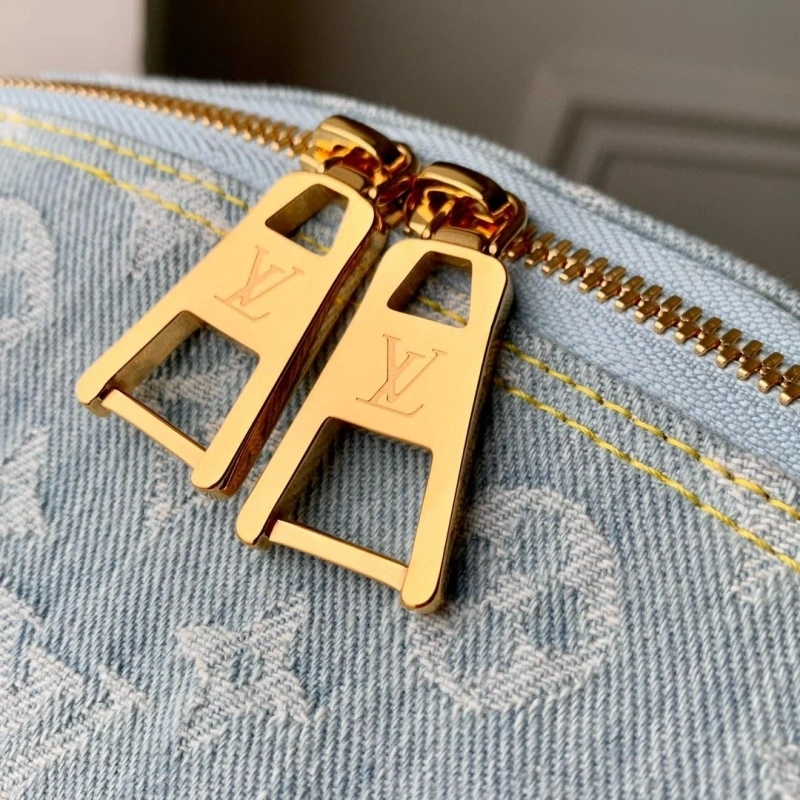 LV Clutch Bags 4286G-0137