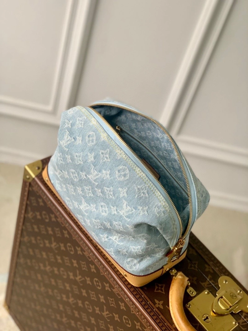 LV Clutch Bags 4286G-0137