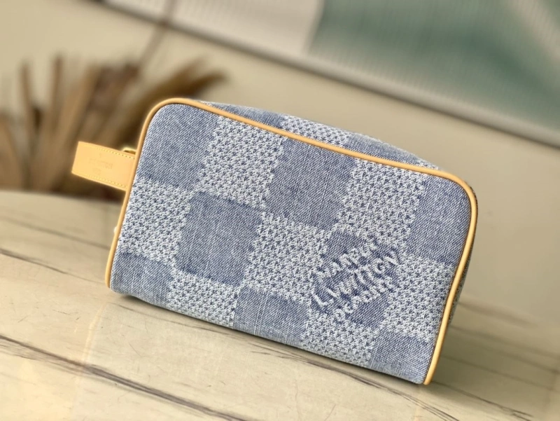 LV Cosmetic Bags 4286G-0141