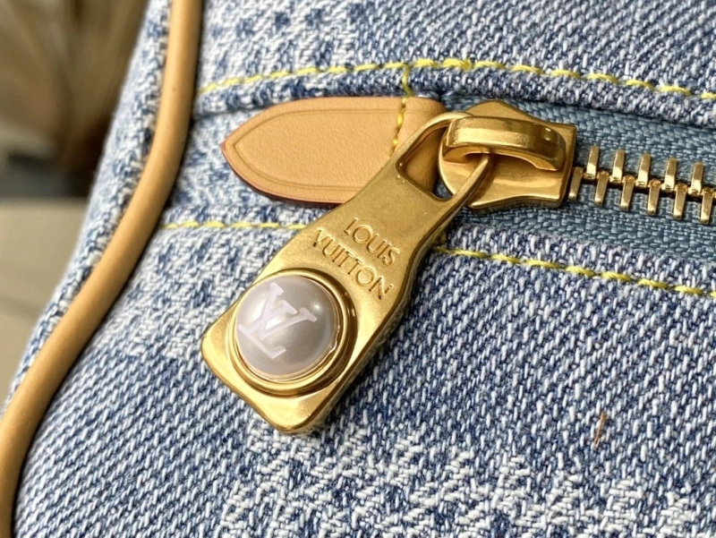 LV Cosmetic Bags 4286G-0141