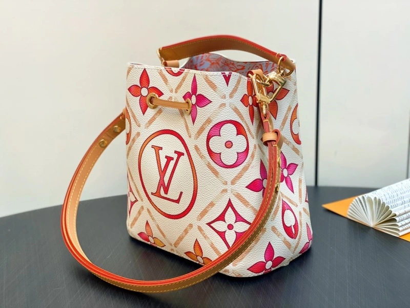LV Bucket Bags 4286G-0154