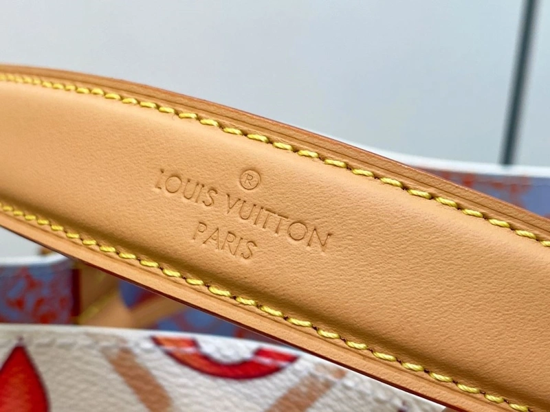 LV Bucket Bags 4286G-0154