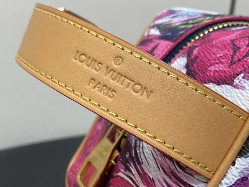 LV Cosmetic Bags 4286G-0161