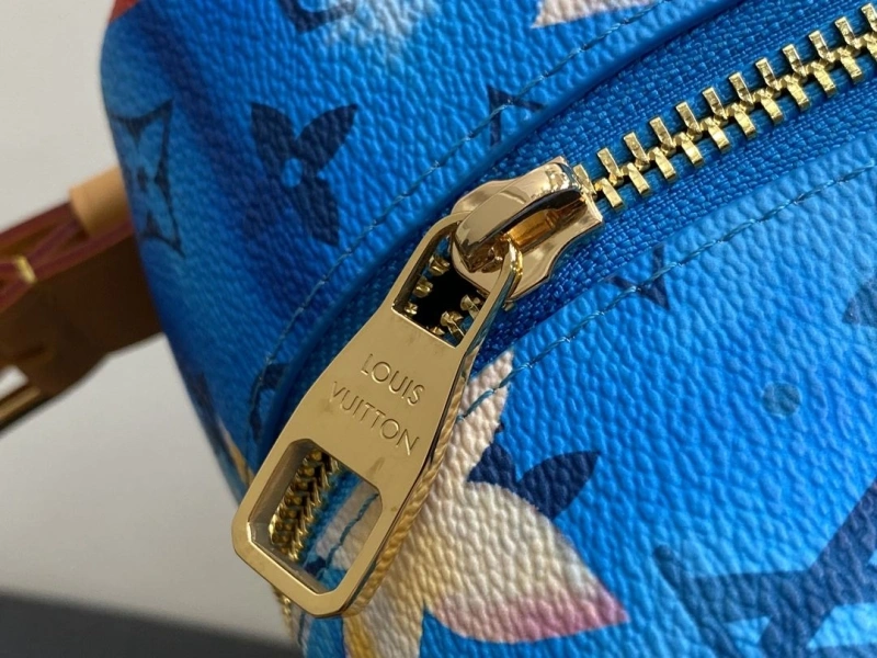 LV Cosmetic Bags 4286G-0162