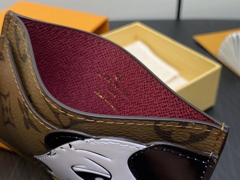 LV Wallets 4286G-0178