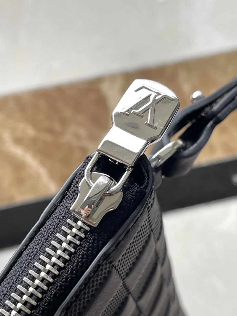 LV Clutch Bags 4286G-0180