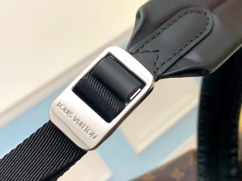 LV Backpacks 4286G-0190