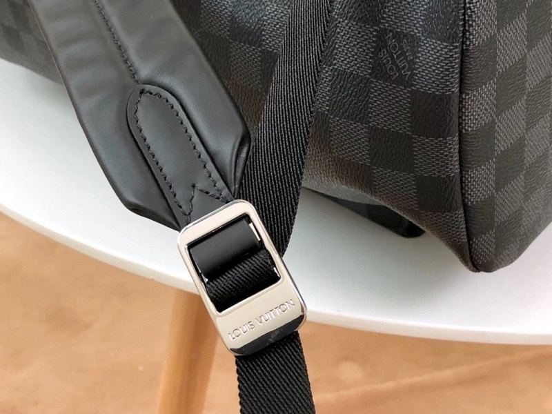 LV Backpacks 4286G-0191