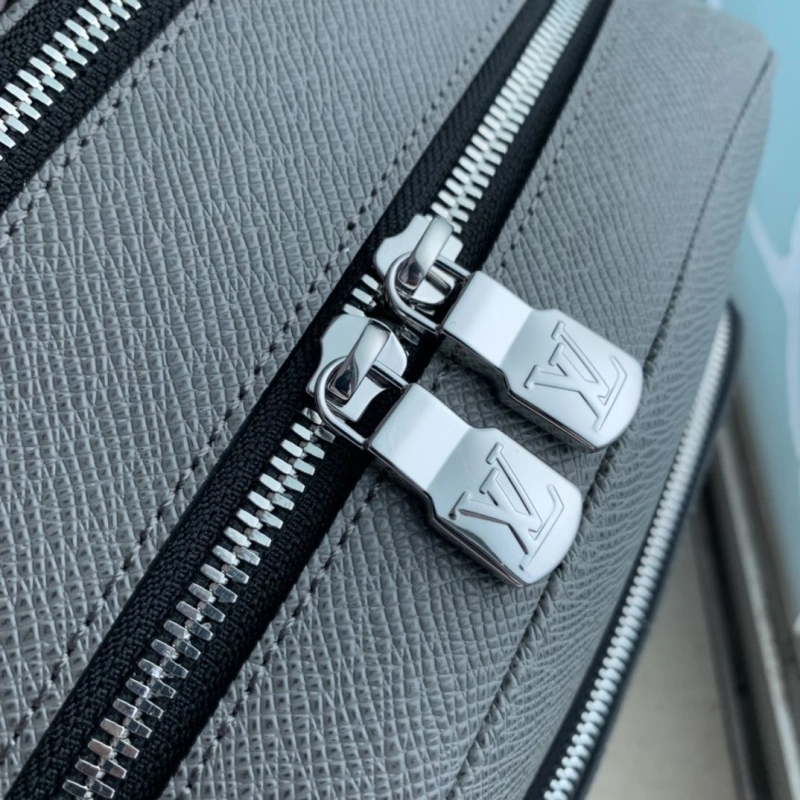 LV Backpacks 4286G-0212