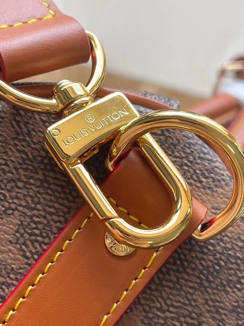 LV Travel Bags 4286G-0241