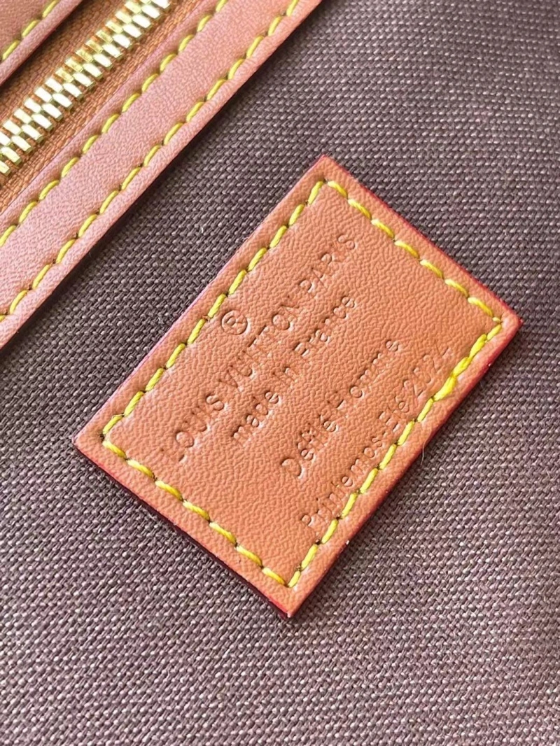 LV Travel Bags 4286G-0241