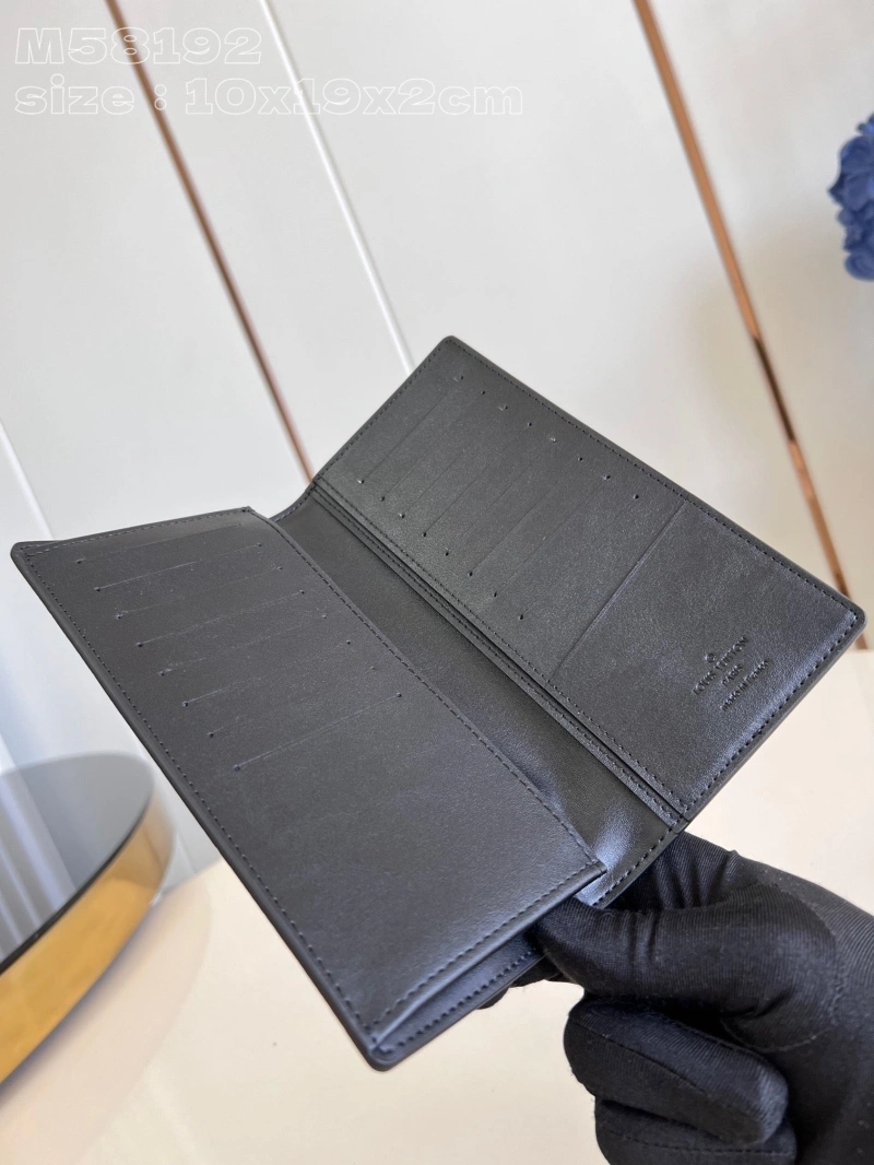 LV Wallets 4286G-0272