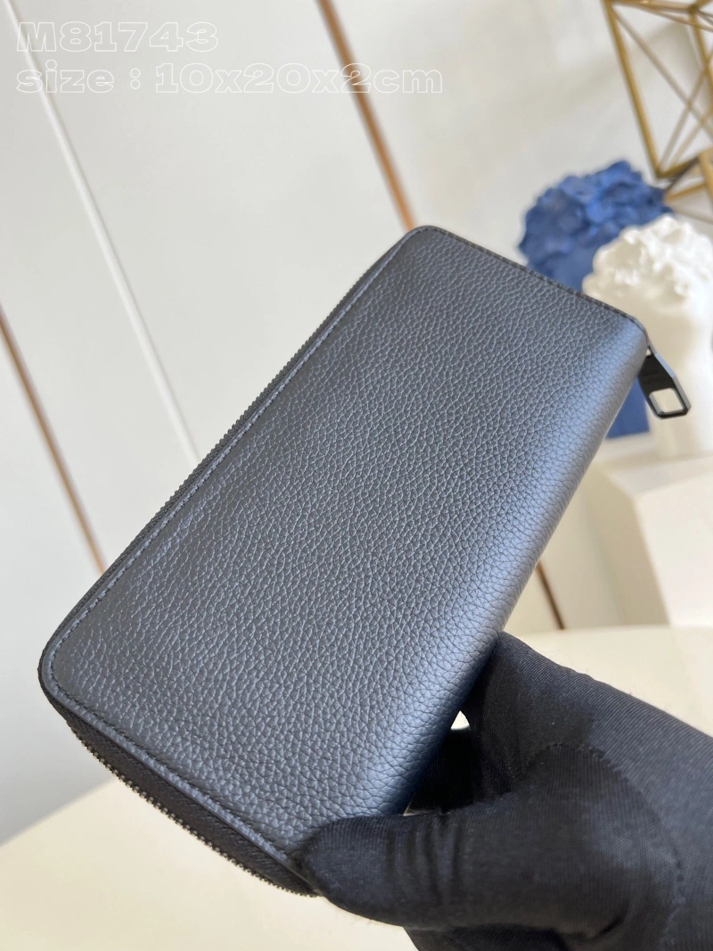 LV Wallets 4286G-0281