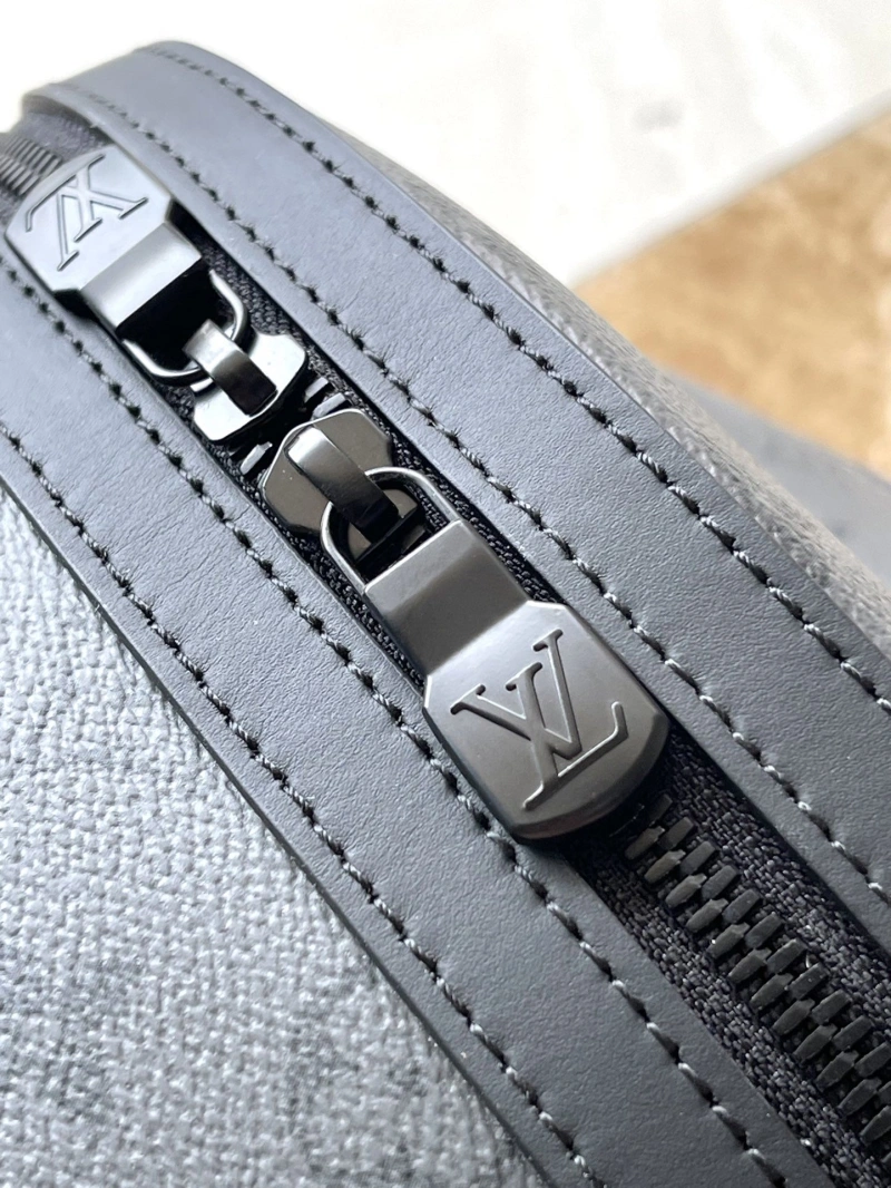 LV Backpacks 4286G-0303