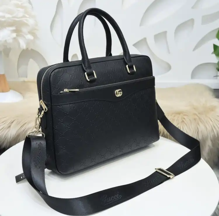 Mens Gucci Briefcases 4288-0057