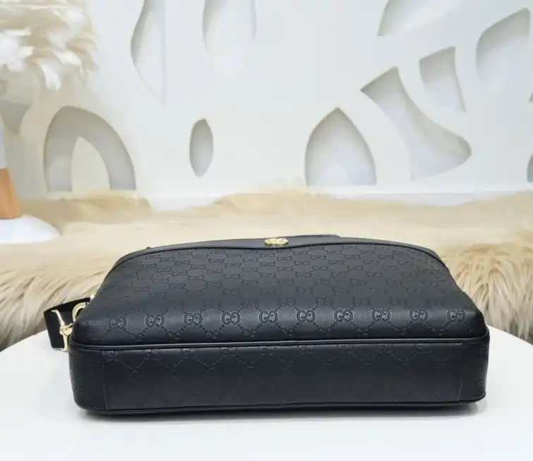 Mens Gucci Briefcases 4288-0057