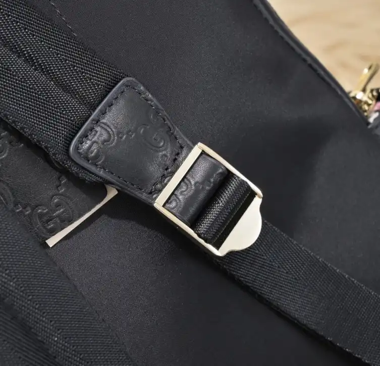 Gucci Backpacks 4288-0164