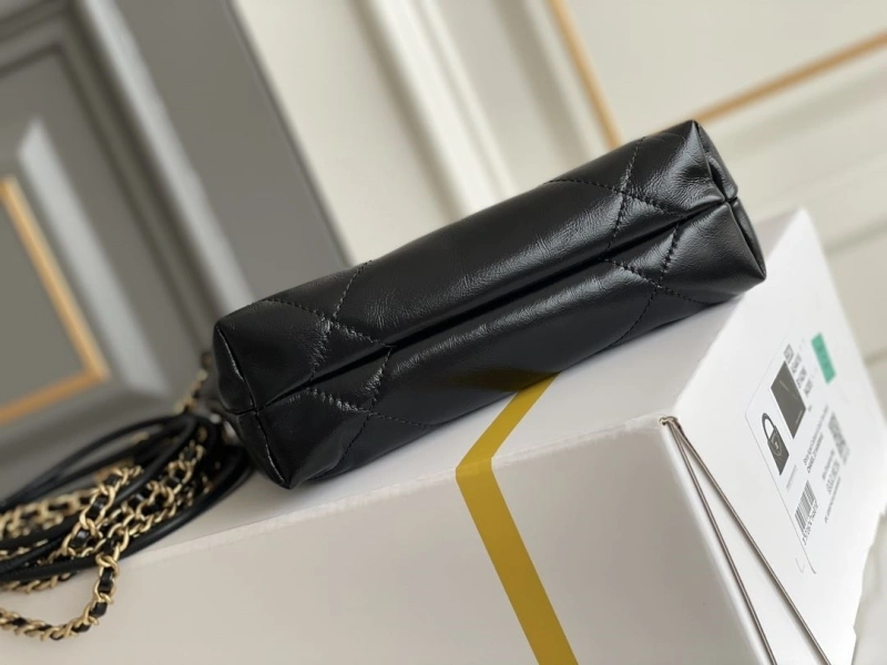 Chanel Gabrielle Bags 4345A-0065