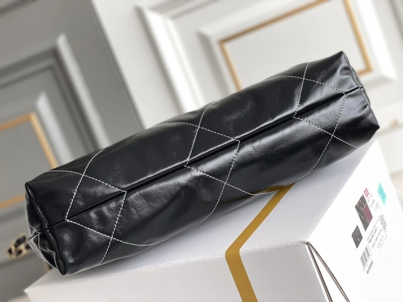 Chanel Gabrielle Bags 4345A-0085