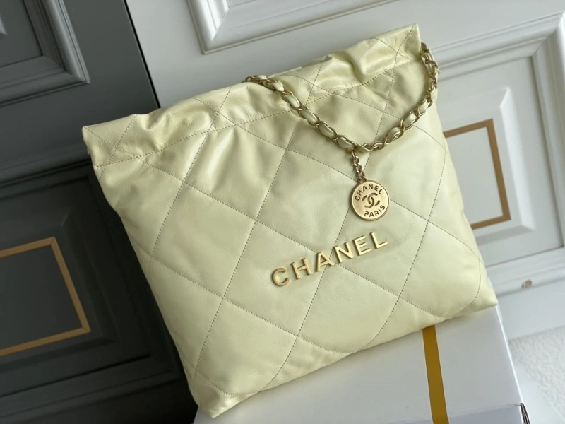 Chanel Gabrielle Bags 4345A-0093