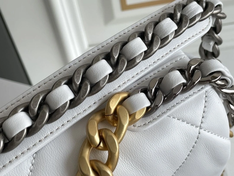 Chanel 19 Bags 4345D-0012