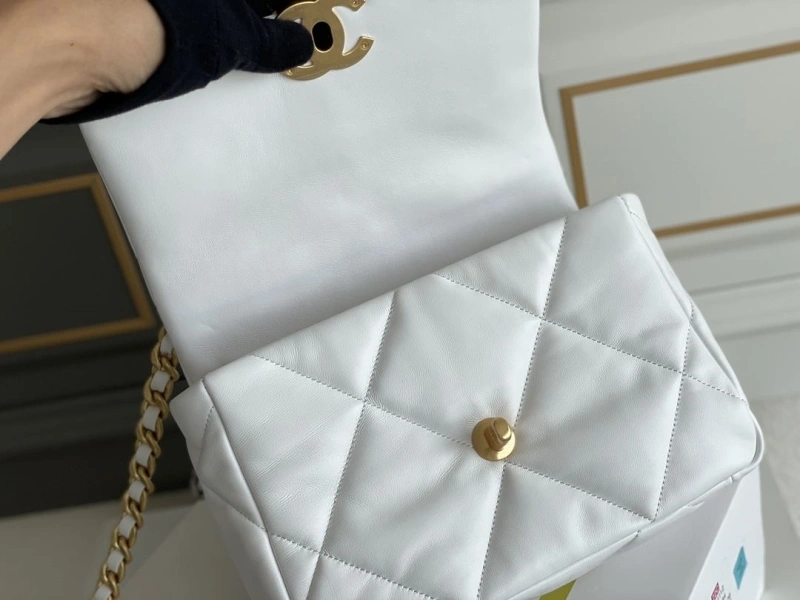 Chanel 19 Bags 4345D-0012
