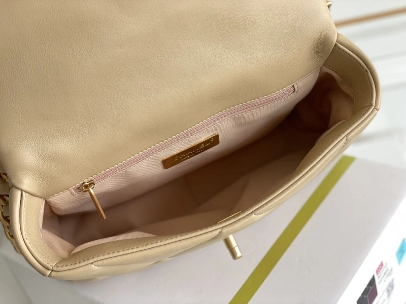 Chanel 19 Bags 4345D-0013