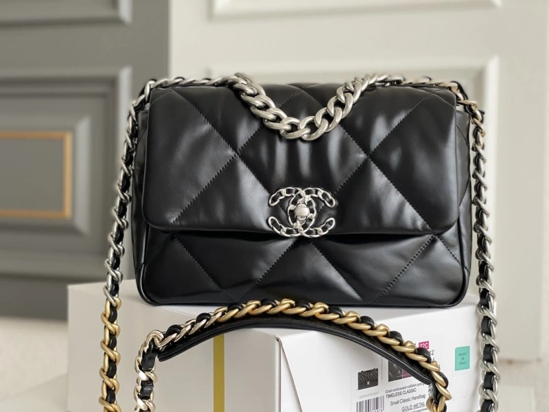 Chanel 19 Bags 4345D-0083