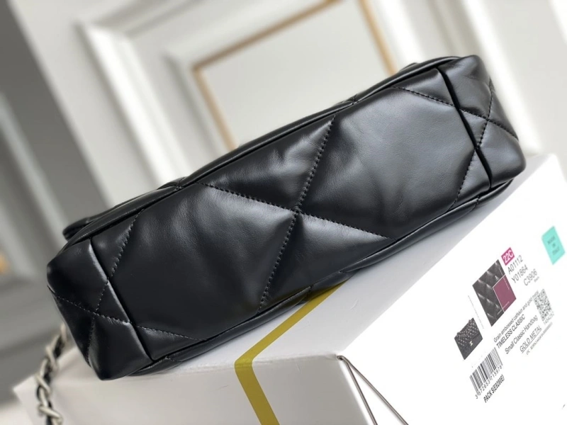 Chanel 19 Bags 4345D-0083