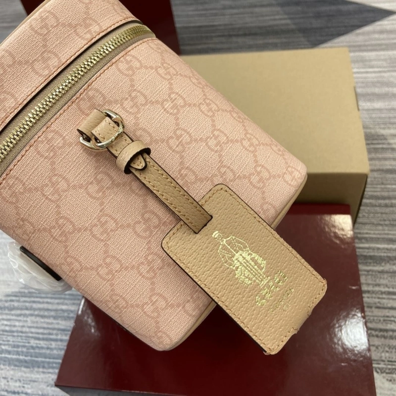 Gucci Cosmetic Bags 4360C-0924