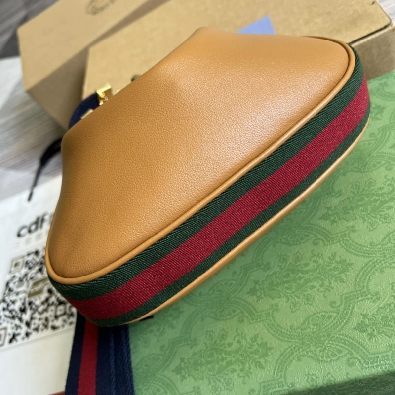 Gucci Satchel Bags 4360C-1003