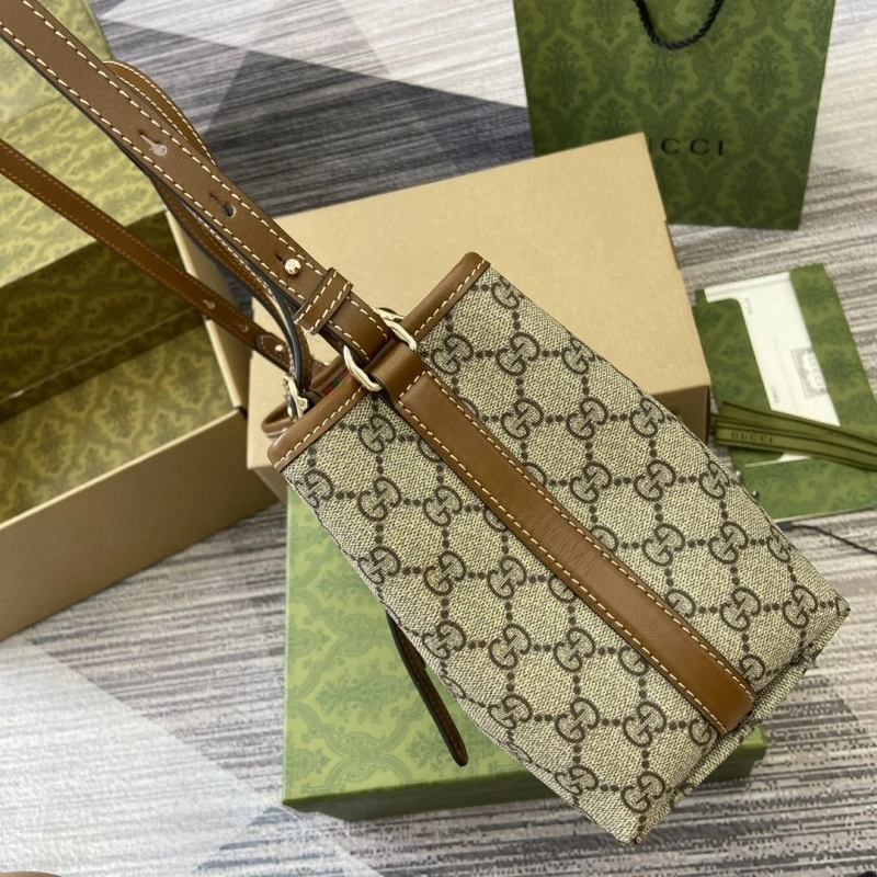 Gucci Shopping Bags 4360C-1044