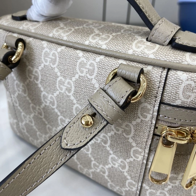 Gucci Cosmetic Bags 4360C-1099