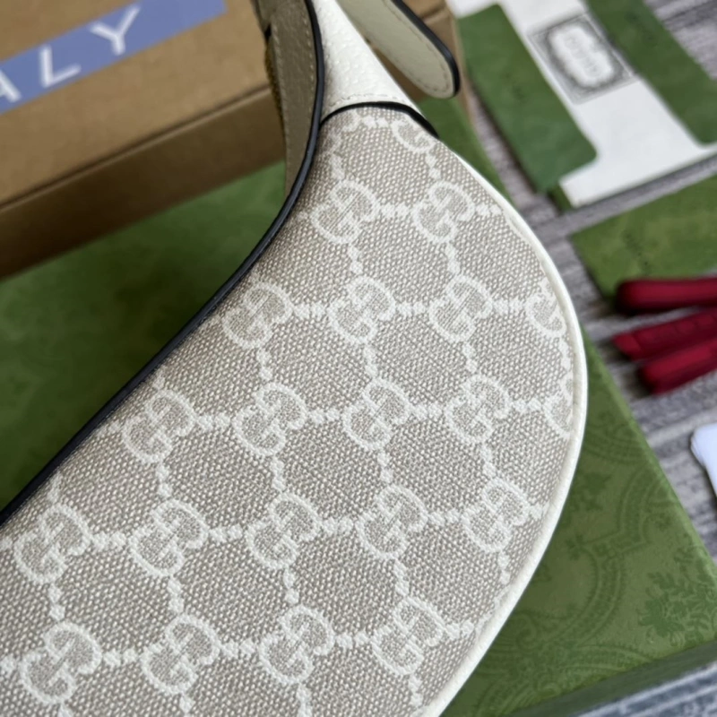 Gucci Top Handle Bags 4360C-1133